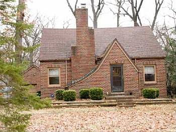 1st image of 1228 White Oak Dr