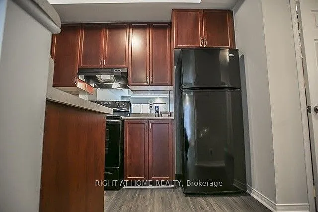 5035 W Oscar Peterson Blvd #127 — Photo 11