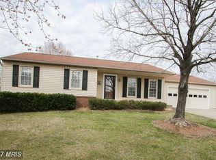 237 N Cameron Ct, Sterling, VA 20164