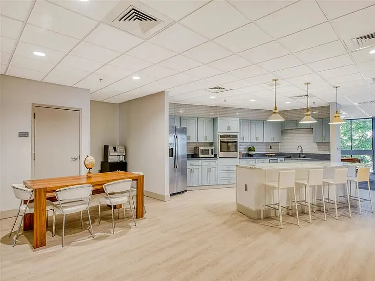 Resident Lounge