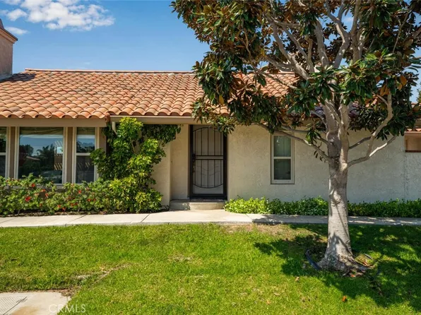 7846 Beachcomber Dr, Huntington Beach, CA 92648