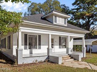 306 W 2nd Street, Robersonville, NC 27871