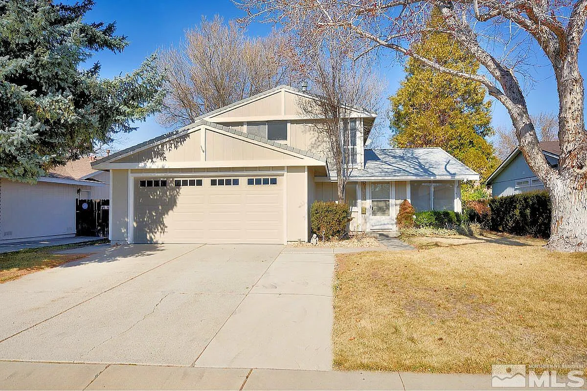 830 Glen Molly Dr photo 1