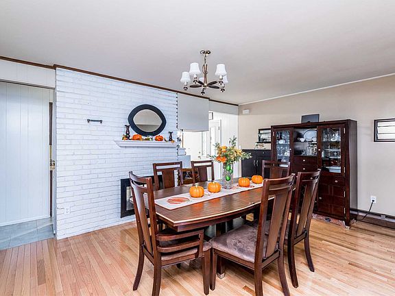 4th image of 73 Sunrise Ln