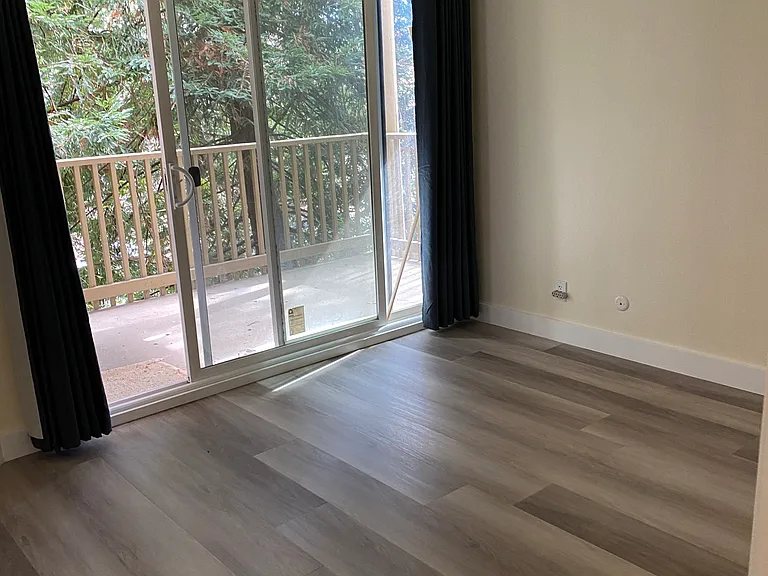 Mandarin Dr — Photo 62