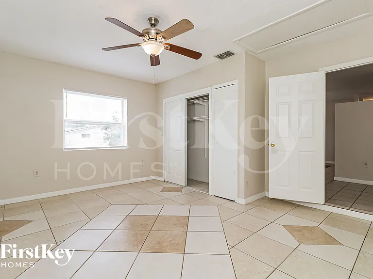 3252 Peterborough St — Photo 8