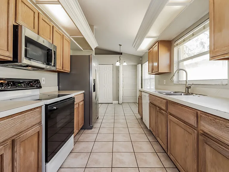 4532 Preston Woods Dr — Photo 9