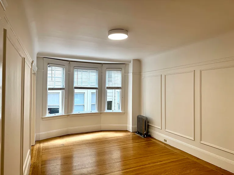 2480 Washington Street — Photo 3
