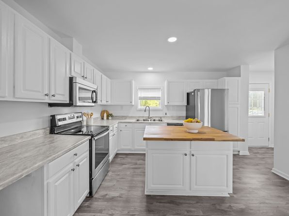 2634 Samuel Ct, Winterville, NC 28590