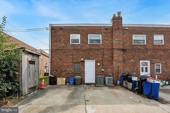 2155 Benson St #2 — Photo 15