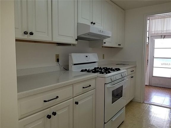 5th image of 2050 58th Ave N APT 14