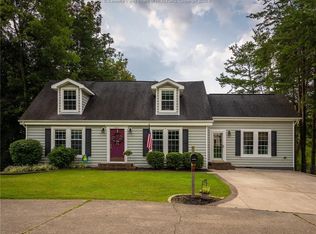 5102 Marie Ln, Cross Lanes, WV 25313
