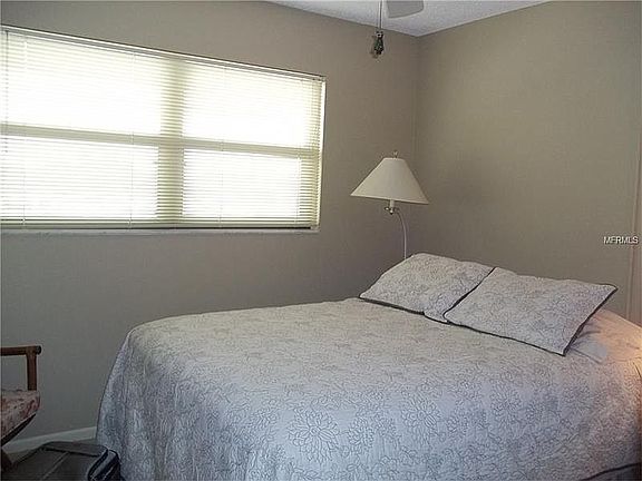 3rd image of 6265 Sun Blvd APT 303