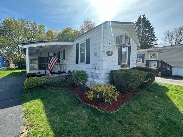 239 Ayer Rd #69, Littleton, MA 01460