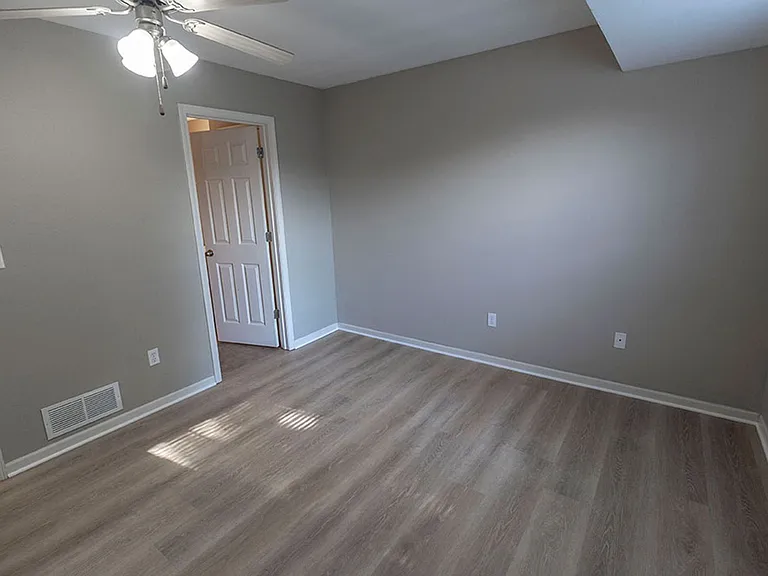 4013 Snowy Owl Dr — Photo 11