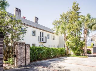 48 1/2 S Battery St, Charleston, SC 29401