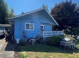 1323 Morris Ave, Raymond, WA 98577