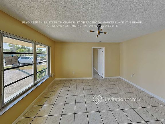 4th image of 11421 NW 30th St