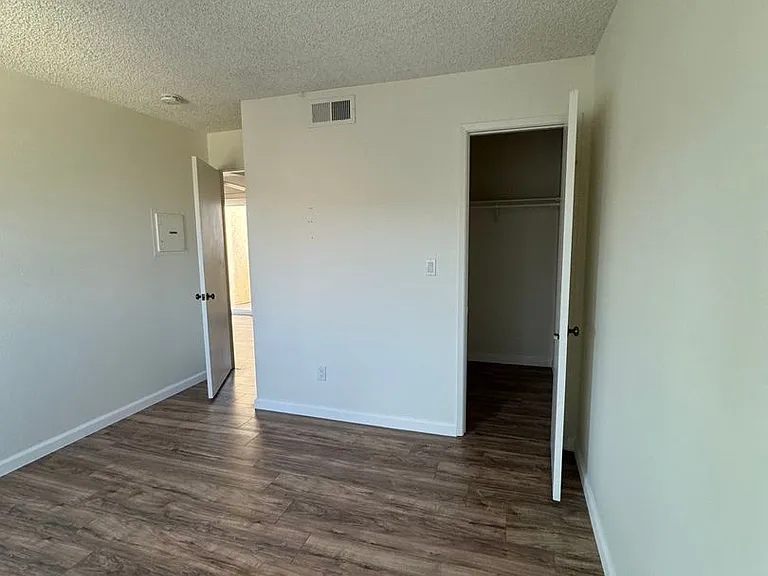 17762 Paseo Cir #C — Photo 6