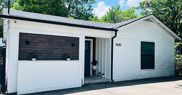 3620 Longvue Ave — Photo 1