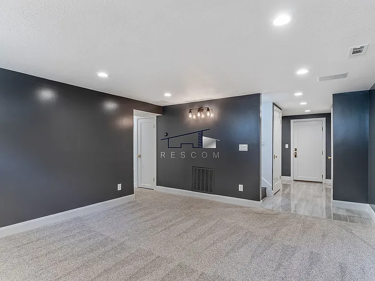 3075 Polk Ave — Photo 19