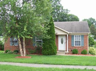 8907 Greenmoore Dr, Louisville, KY