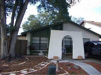 1st image of 10302 Fernglen Pl