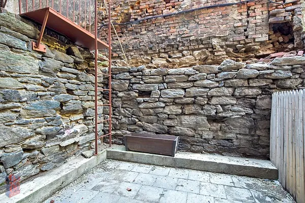 Rented by Centennial Properties NY | media 16