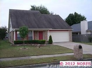1609 W Fort Worth St, Broken Arrow, OK 74012