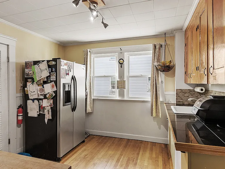 14 Hillcrest Ave #1 — Photo 10