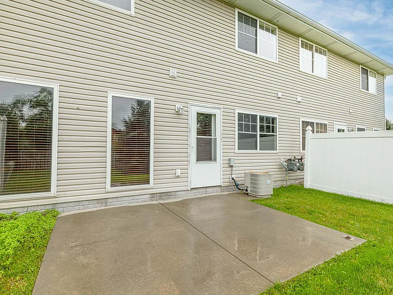 8804 Sicily Ln — Photo 47