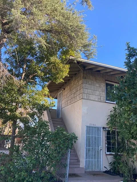 2 bed, 700 sqft, $2,250 — Photo 3