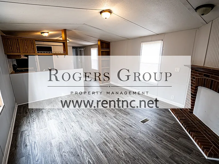 6088 Cindy Ln — Photo 3