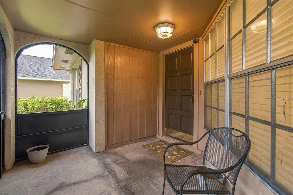3 bed, 2.0 bath, 1481 sqft, $2,700 — Photo 3