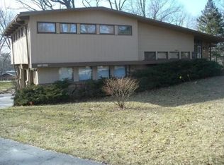 W126S6525 Chesterton Ct, Muskego, WI 53150