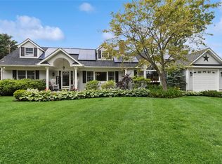 55 Tillotson Ave, Saint James, NY 11780