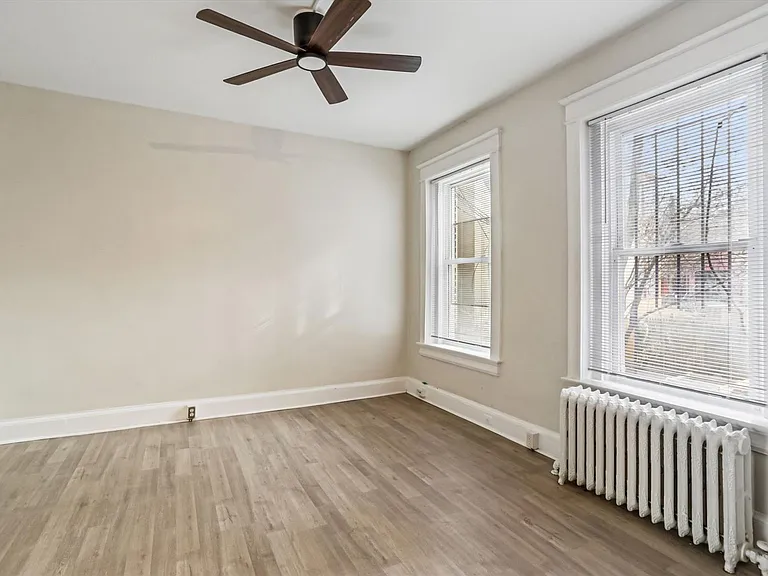 150 Seaton Pl NW — Photo 9