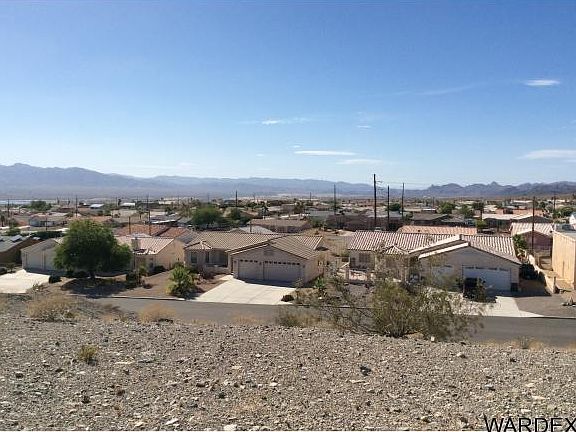 5th image of 2950 Crater Dr