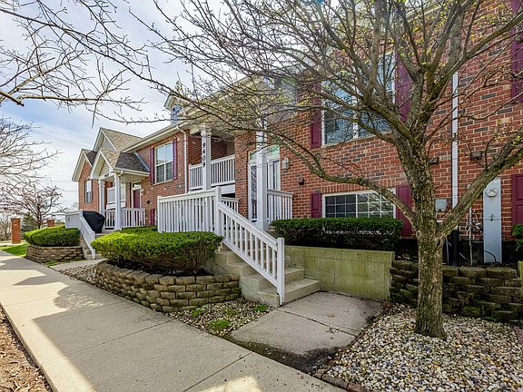 3rd image of 9409 Georgetown Sq