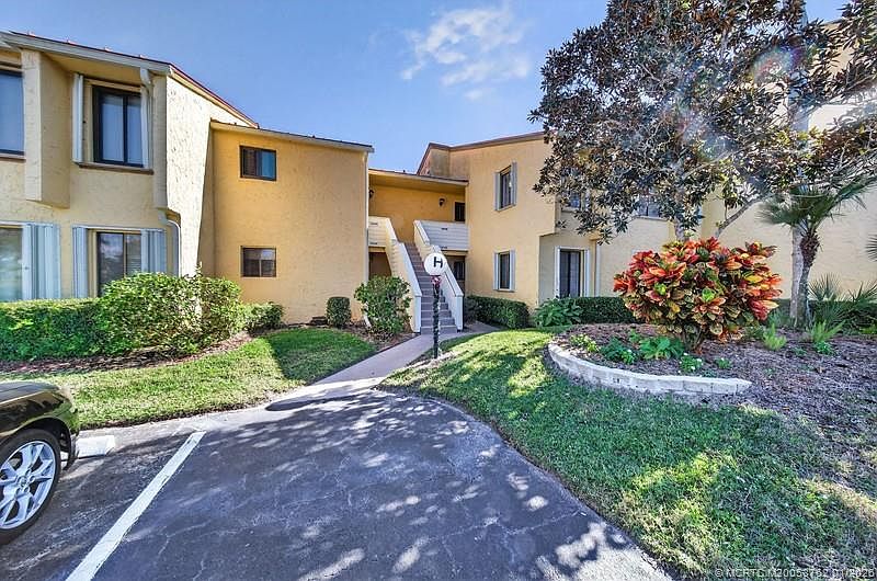 5335 SE Miles Grant Rd APT H206