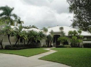 14321 Arlington Pl, Davie, FL 33325