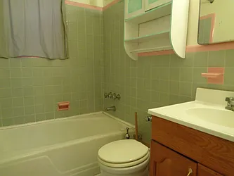 Rented by Zikos Realty Services