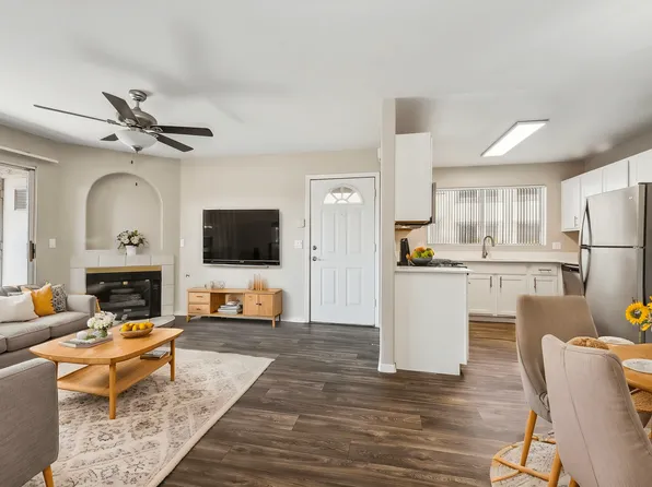 Lakeview at Superstition Springs