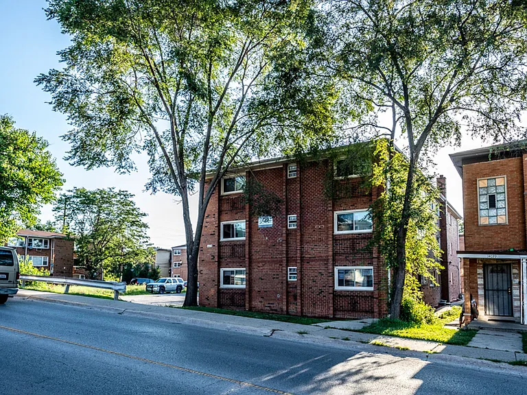 14031 S School — Photo 10