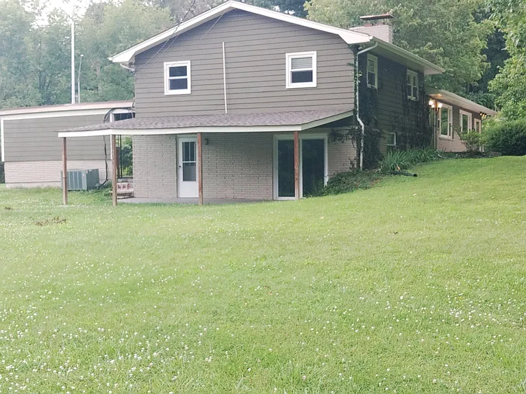 545 Meadow Dr — Photo 4