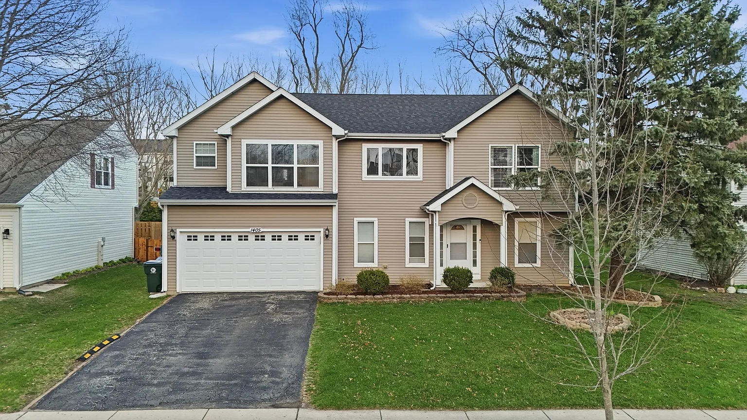 1405 Charles Ave photo 1