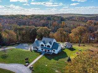 8 Bobcat Lane, Warren, CT 06754