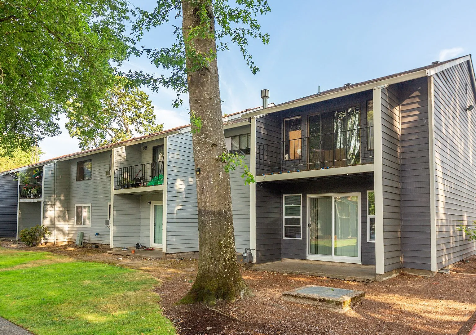 Cedars West Apartments — Photo 2