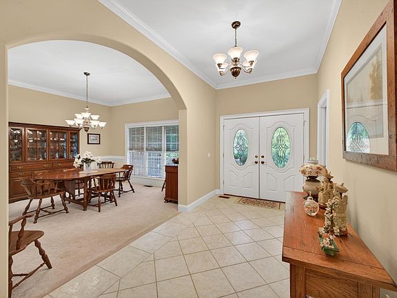 5th image of 3335 Glenview Dr