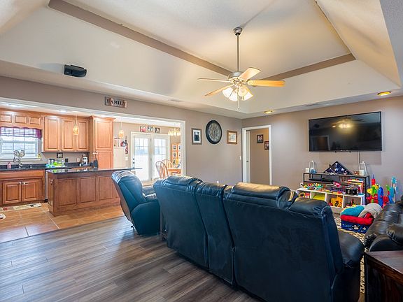 4th image of 4269 Conway Cir